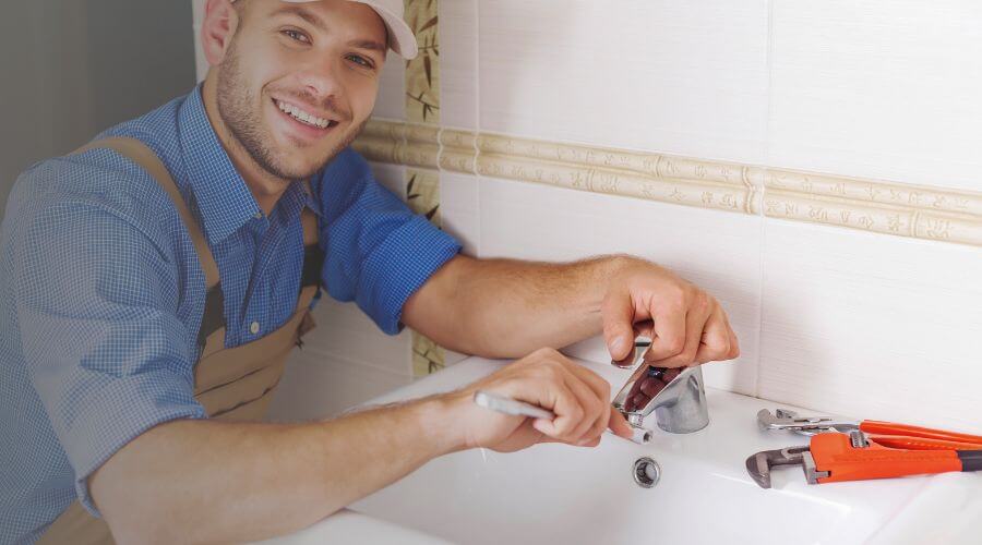 Handle or spout repair in Cedarbluff, MS